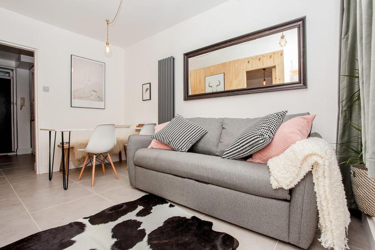 Modern Central 1Bd Flat In Clerkenwell - Sleeps 4! 런던 외부 사진