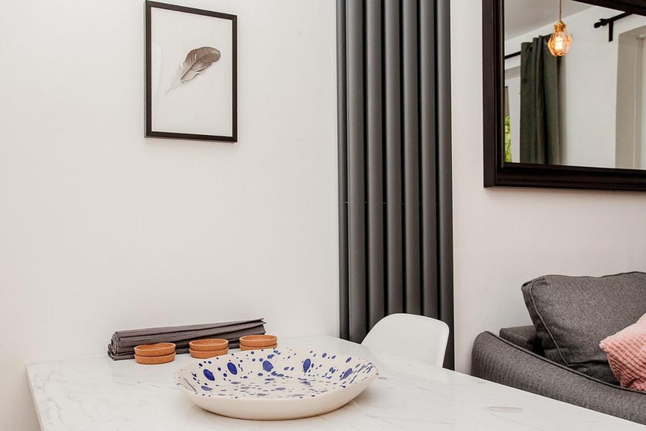 Modern Central 1Bd Flat In Clerkenwell - Sleeps 4! 런던 외부 사진