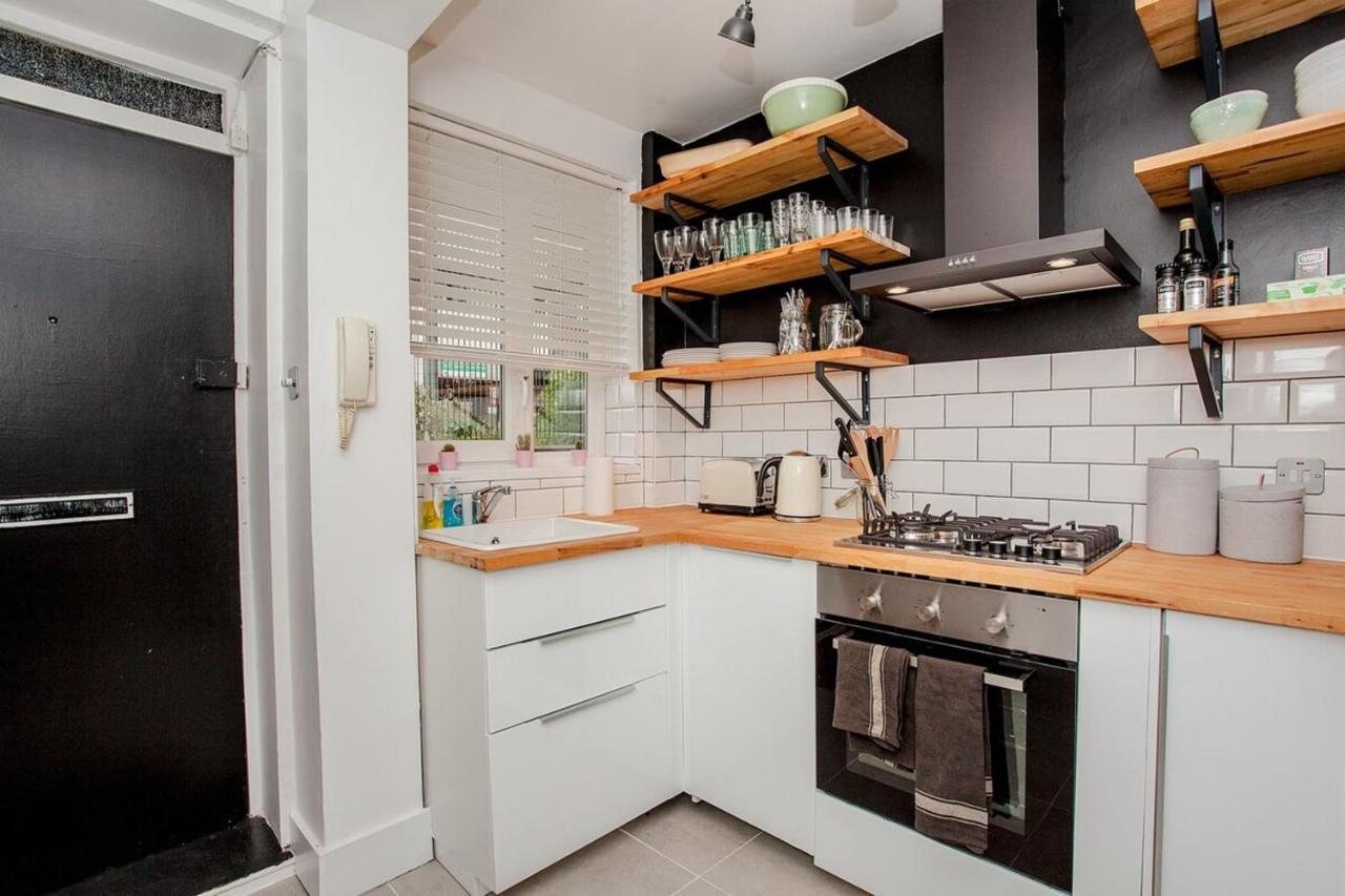 Modern Central 1Bd Flat In Clerkenwell - Sleeps 4! 런던 외부 사진