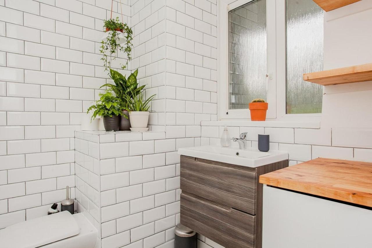 Modern Central 1Bd Flat In Clerkenwell - Sleeps 4! 런던 외부 사진